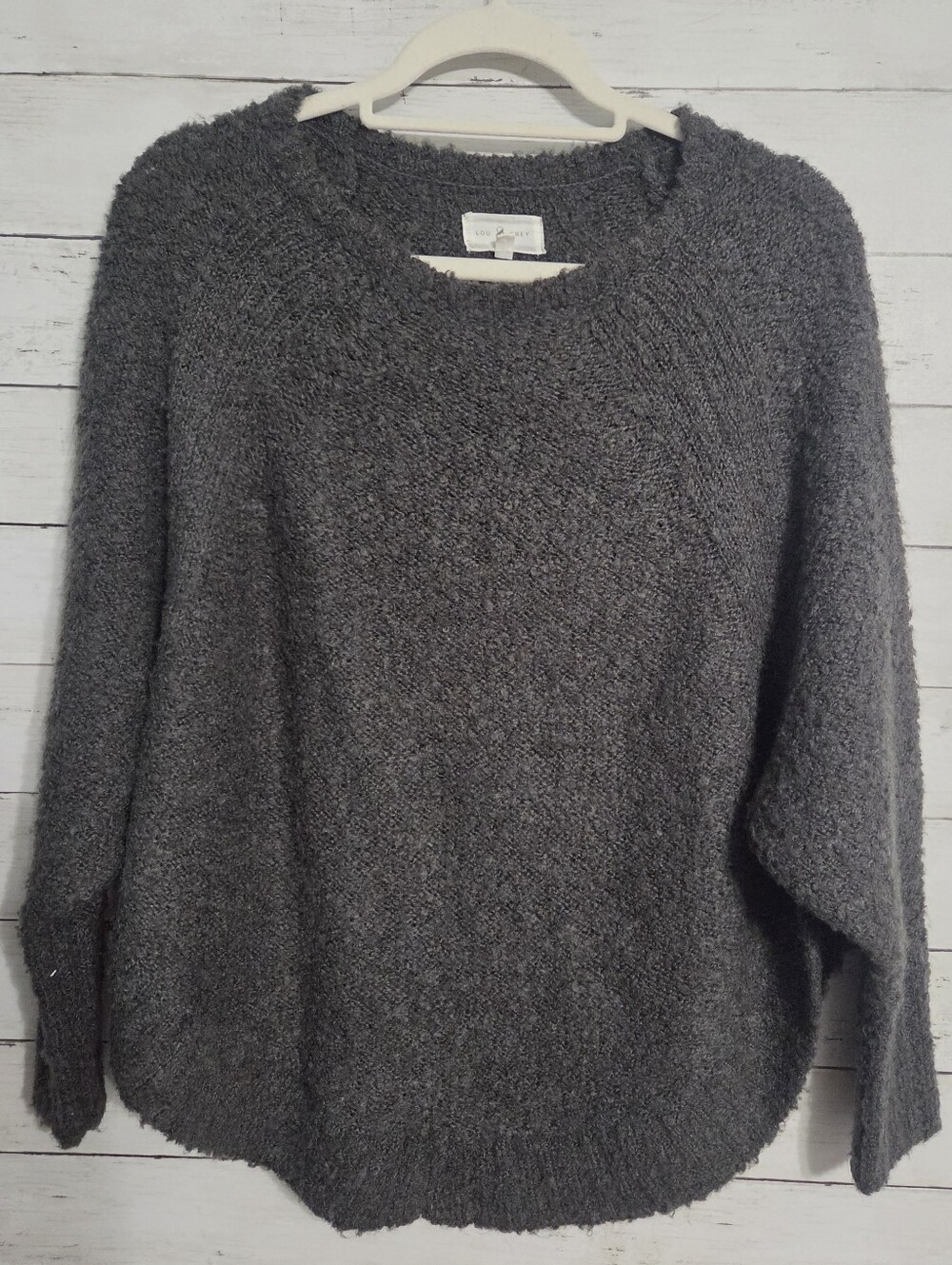 Lou & Gray Cozy Lambswool Curved Hem Women's Dark Gray Knit Sweater